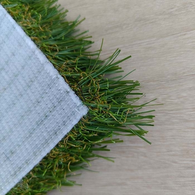 8800 Dtex 40mm ارتفاع الكومة الساخنة ذوبان الأقمشة دعم المناظر الطبيعية العشب الاصطناعي في 4 ألوان