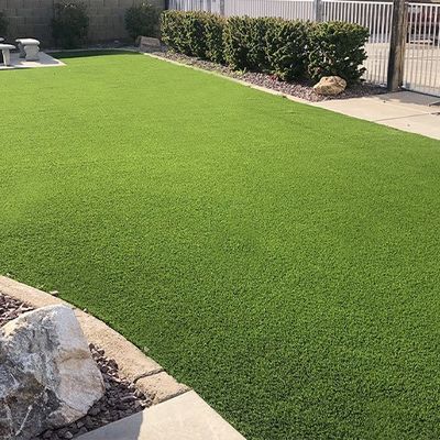 عشب صناعي للمناظر الطبيعية بارتفاع وبر 35 ملم و 9600 ديتكس للأنشطة الخارجية لتجار الجملة والموزعين