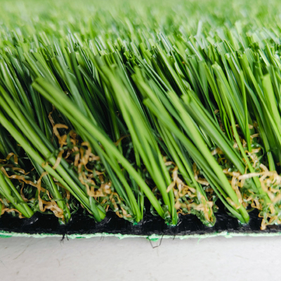 الدرجة الأولى 13100 Dtex المناظر الطبيعية Astroturf تخصيص اللون والحجم للرياضة والحديقة الخلفية الديكور