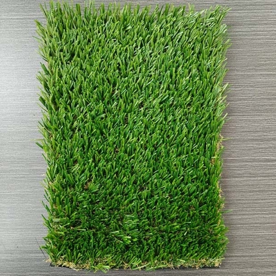 عشب أخضر اصطناعي 30 ملم للنصب والديكور مع ألوان مشرقة ودعم قوي ملصق