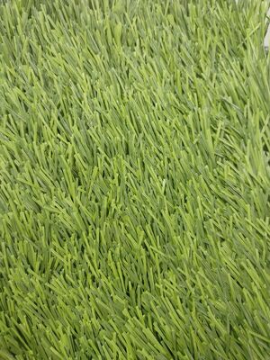 عشب صناعي لكرة القدم من مواد معاد تدويرها بارتفاع وبر 60 ملم و 12000 ديتكس لأسطح رياضية مستدامة