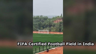 ملعب كرة قدم معتمد من الفيفا